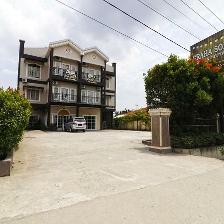Hotel Graha Soeltan Sunggal ภายนอก รูปภาพ