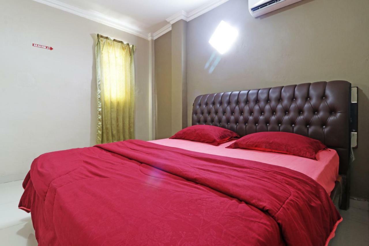 Hotel Graha Soeltan Sunggal ภายนอก รูปภาพ