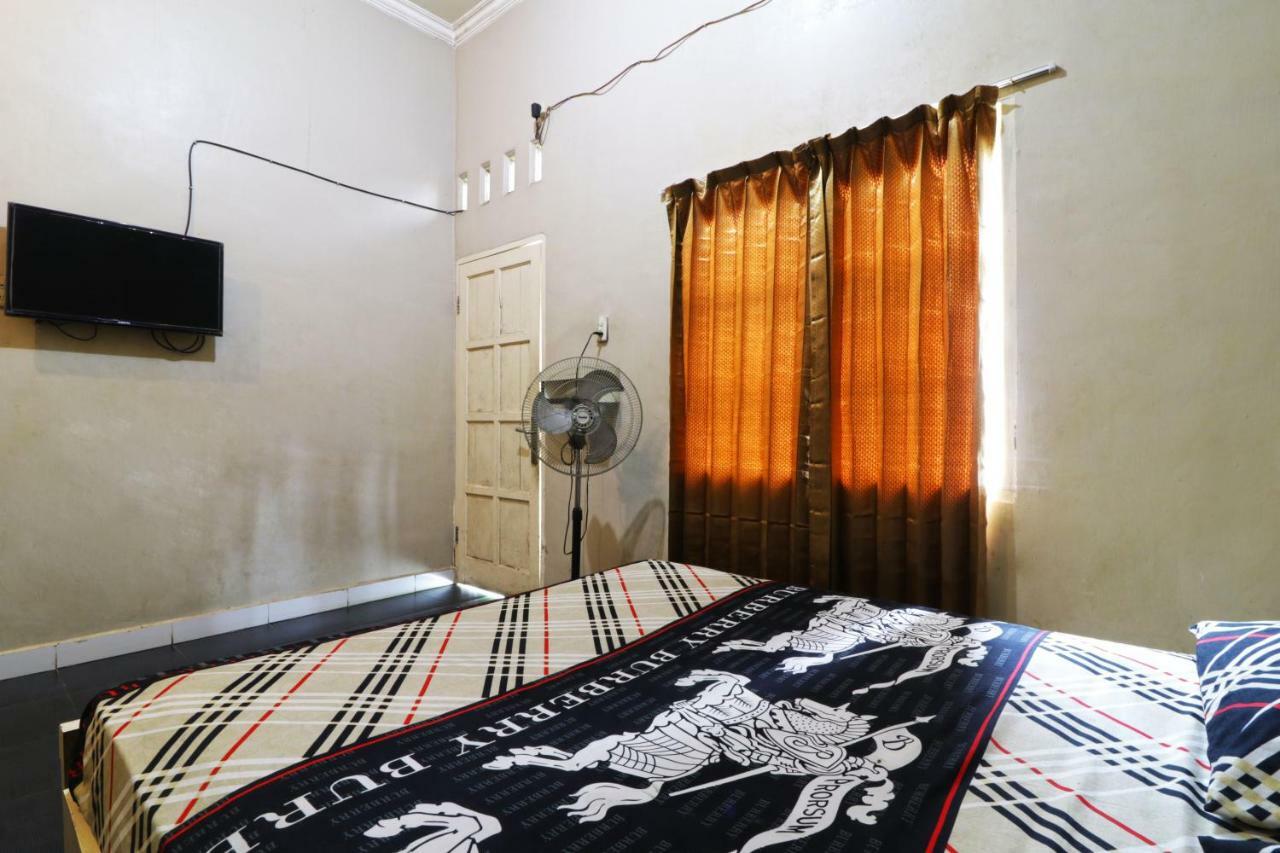 Hotel Graha Soeltan Sunggal ภายนอก รูปภาพ
